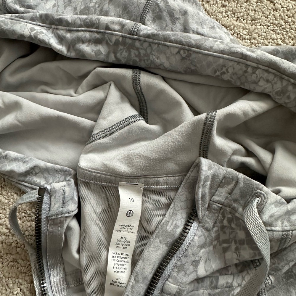 Lululemon full zip